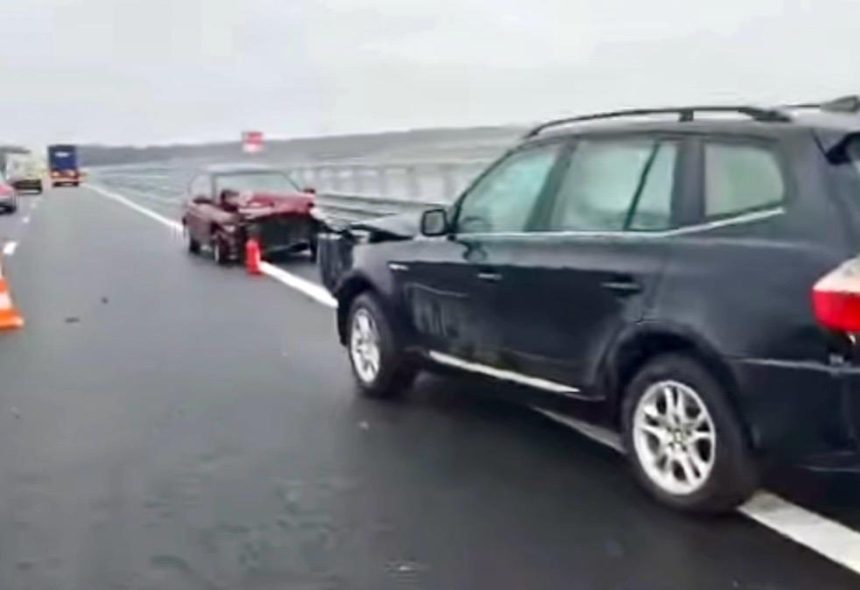 Accident pe DEx Pitestii Craiova acum BMW implicat