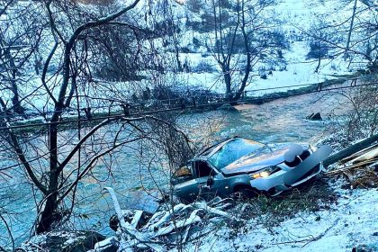 Arge BMW scapat de sub control a zburat in rapa