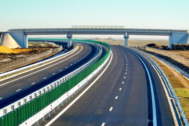 Arges Spatii moderne de servicii pe A1 si DEx12