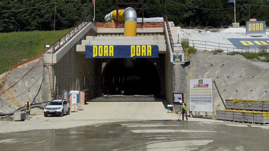 Arges Stire de ultim or a privind tunelul Momaia