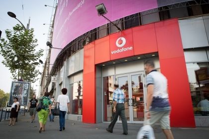 Lovitura pentru abonatii Vodafone