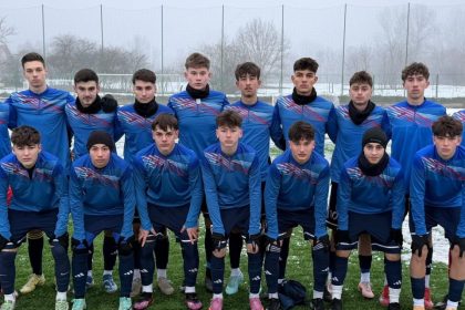 Tinerii de la LPS Pitesti performanta remarcabila dintr un turneu