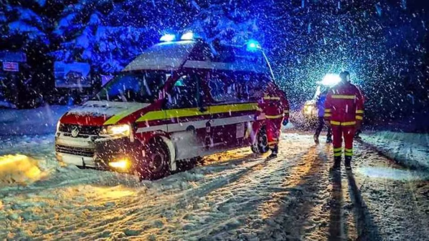Accident in Arges Un copil de 8 ani a fost transportat la spital