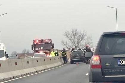 Accident pe DN73 in direcia Mioveni O femeie insarcinata printre
