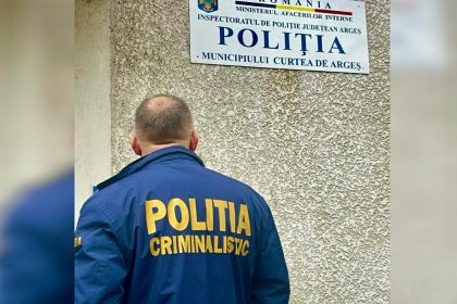 Arge Obiect suspect descoperit langa o sucursal bancara Ce a fost