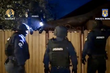 Descinderi si in Arges Mascatii au efectuat perchezitii in anumite locuri