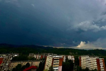 Furtuna puternica in Arges Vremea sa schimbat brusc