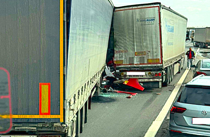 La un pas de dezastru pe Autostrada A1 Pites ti Bucuresti Doua incidente
