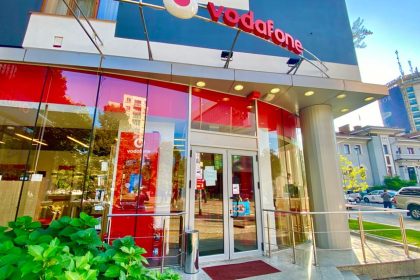 Lovitura pentru Vodafone in Romania ce se intampla cu zecile de clienti