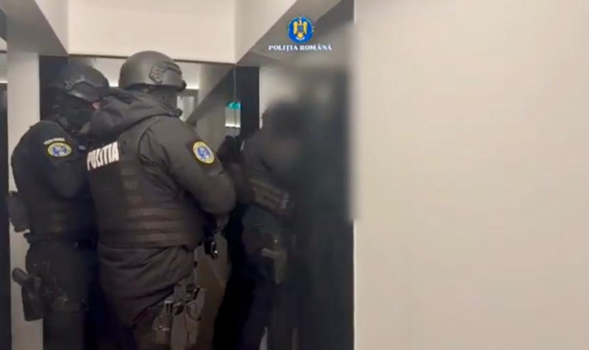 Meciuri de fotbal prevazute dinainte Perchezitii si in alte locuri