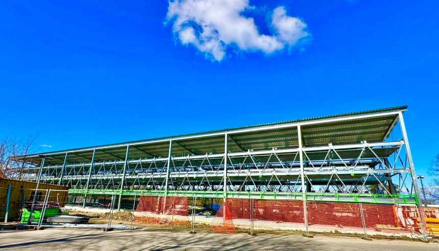 Piteshti Transformare impresionanta in Trivale Parcarea cu