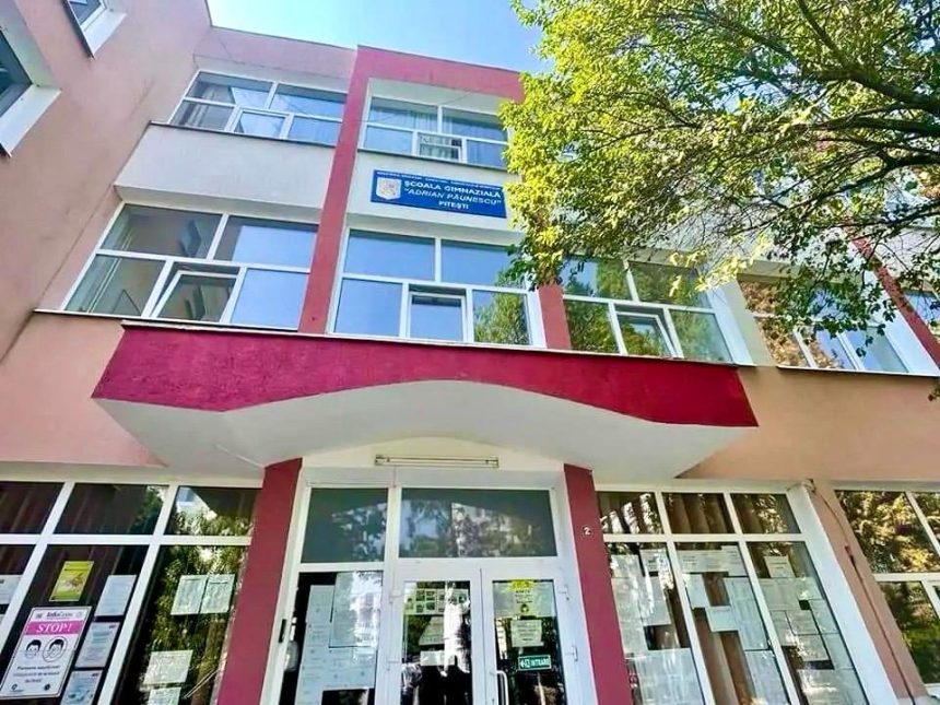 Pitesti Anunt de interes general de la Scoala Adrian