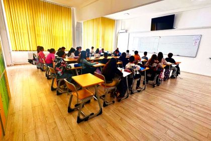 Victorie pentru profesori Olimpiada de Biologie se desfashoara la