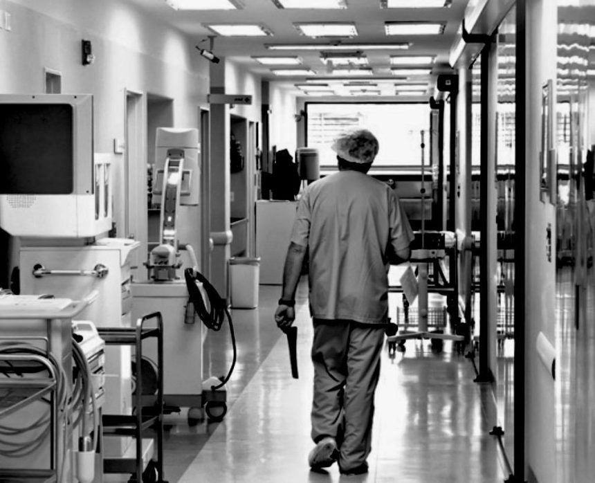 asistenta de 23 de ani descoperita decedata la spital