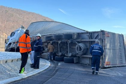 incident grav trafic blocat autotren rasturnat pe dn 7