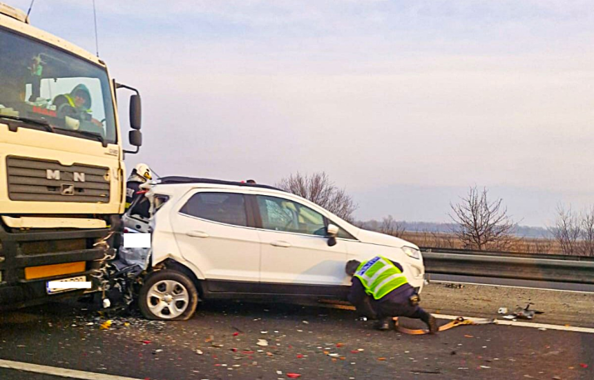 Accident grav pe A1 spre Bucuresti Masina avariata