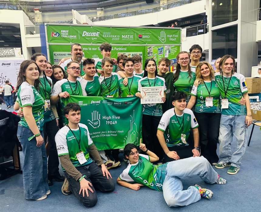 Ambele echipe de robotica de la Bratianu s au calificat la