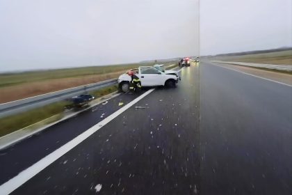 Arges Accident grav pe DEx12 Pitesti Craiova Masina implicata