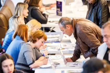 Arges Sute de locuri de munca disponibile