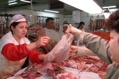 Atentie Preul crnii de miel crete de Pate