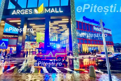 Conflict violent la Mall ul din Arges