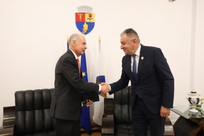 Cristian Gentea si ambasadorul Cehiei intalnire de rang inalt