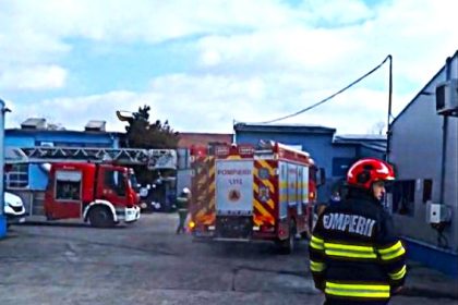 Incendiu la o companie din apropierea Pitestiului 1