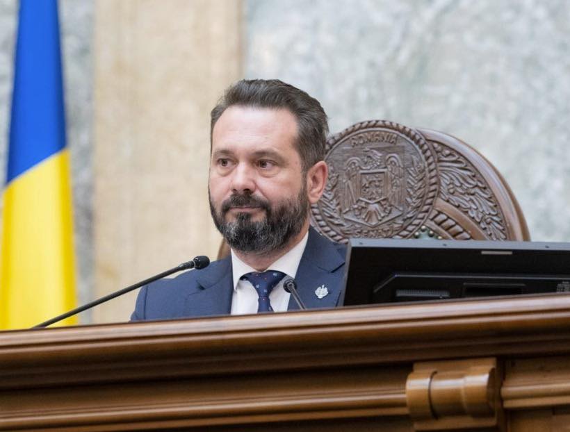 Mihai Cotez Populismul se transforma intr un pericol real