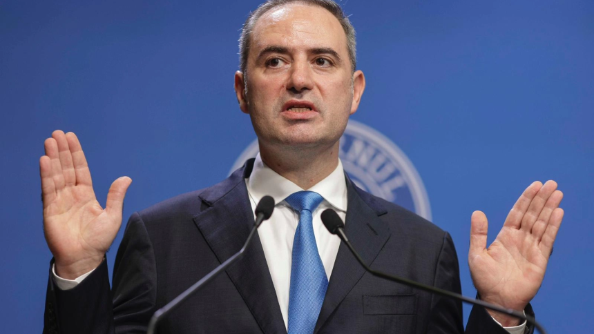 Ministrul Finantelor Alexandru Nazare implicat intr un