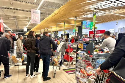 O noua incercare pentru romani in supermarketuri
