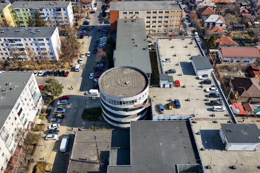 Pites ti Ce se va intampla cu parcarea de la Piata Ceair