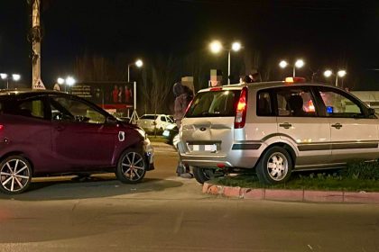 Pitesti Accident langa Dedeman Un tanar de 16 ani implicat