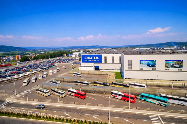Premier international la Dacia astazi 10 martie