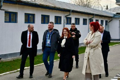Vizita de nivel inalt la Penitenciarul Spital Mioveni