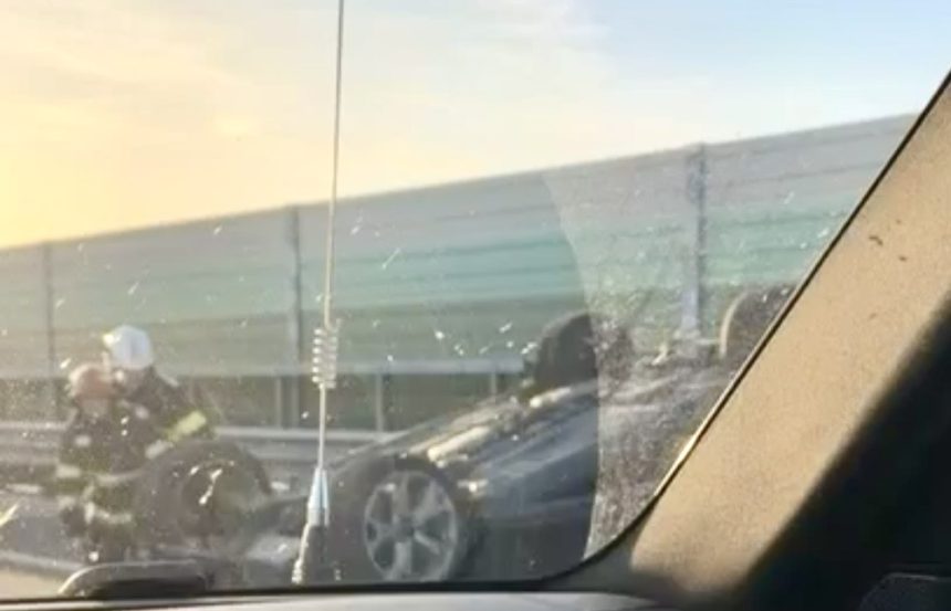 accident grav pe dex pitesti craiova vehicul rasturnat