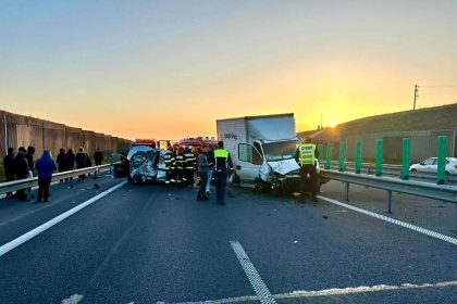 accident grav pe dex12 trafic oprit pe direcia craiova