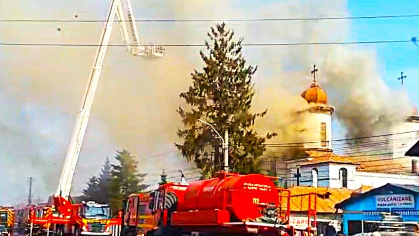 incendiu la biserica in timpul slujbii mai mult de 100 de persoane