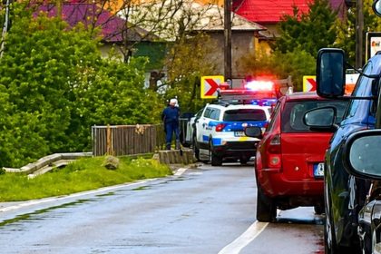 Accident pe DN7 langa Pitesti masina lovita de un cap de pod