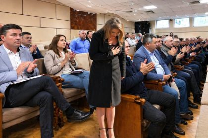 Aplauze pentru prefecta Argesului Discursul Ioanei Facaleata