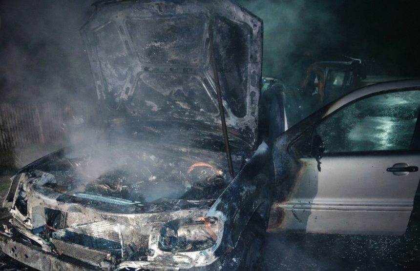 Arges Masina i a luat foc in miscare