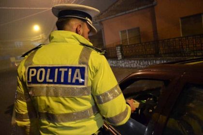 Ce au descoperit poliistii dupa ce au oprit un sofer de 55 de ani