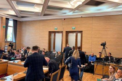 Circ la Pitesti Consilierii USR si PNL au parasit