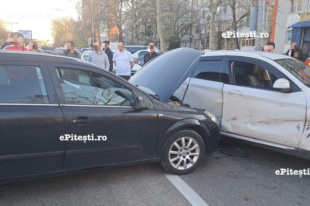 Pitesti Acident cu mai multe victime Traficul este oprit