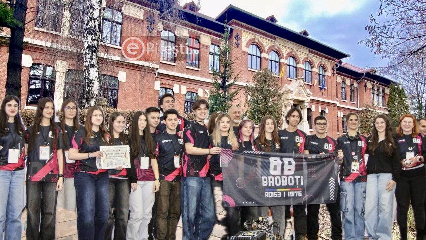 Pitesti Bratianu face istorie Echipa de robotica