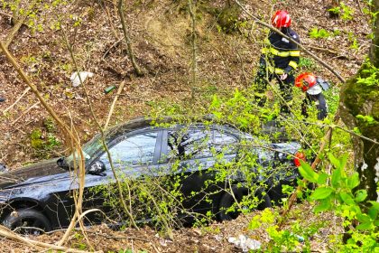 Politia Arges oficial A consumat alcool s a urcat la volan si a ajuns