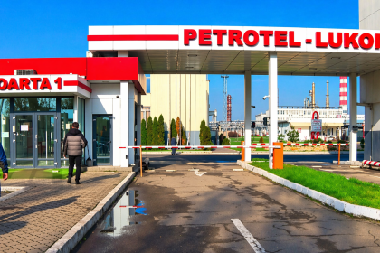 Rafinaria din Romania isi reia activitatea Vom avea