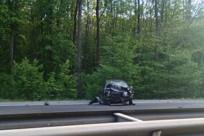 Accident extrem de grav pe A1 Pitesti Bucuresti Masina
