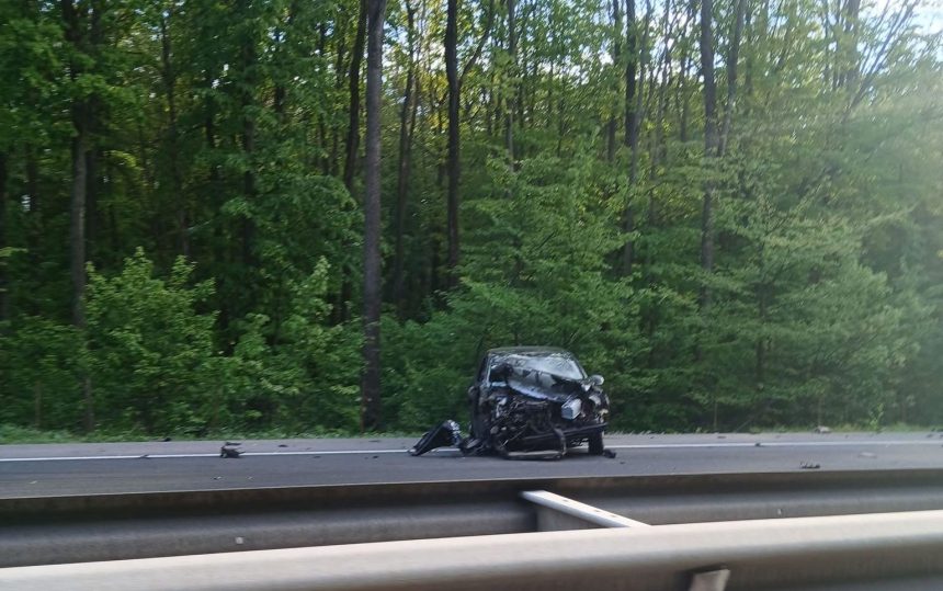 Accident extrem de grav pe A1 Pitesti Bucuresti Masina
