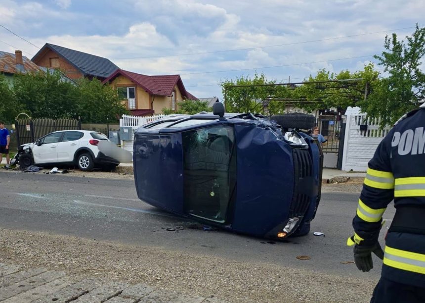 Accident grav in Arges Vehicul rasturnat