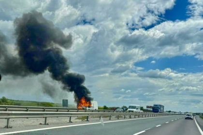Alerta de stiri Duba cuprinsa de flacari pe A1 Bucuresti Pitesti